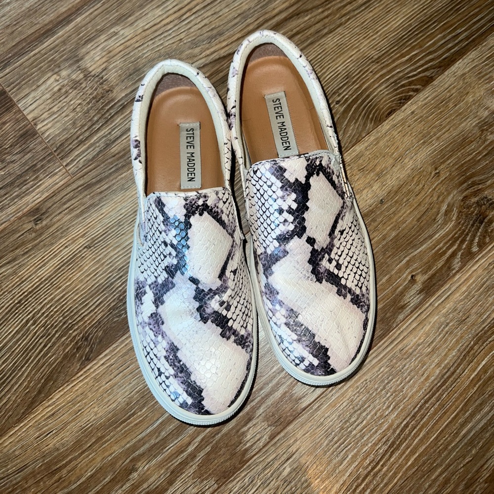 Steve Madden snakeskin slip ons